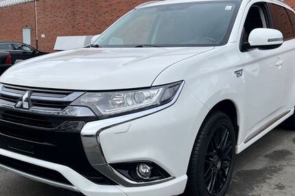 Mitsubishi Outlander 112.850 km 13.600 &euro; Ahrensburg 22926