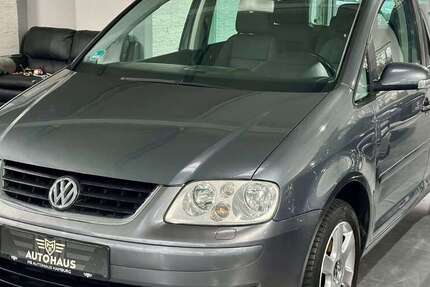 VW Touran 237.000 km 4.390 &euro; Quickborn-Hamburg 25451