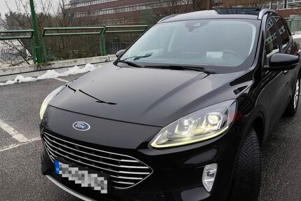 Ford Kuga 60.000 km 19.000 &euro; Hamburg 22395