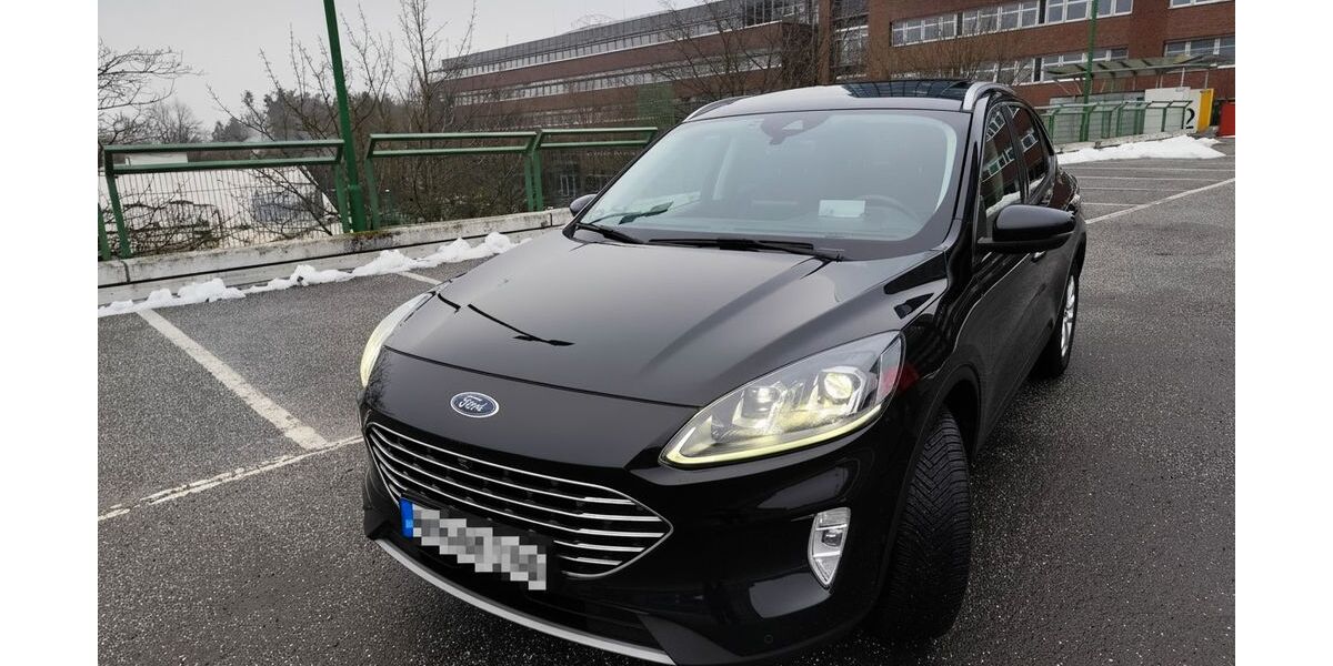 Ford Kuga 60.000 km 19.000 &euro; Hamburg 22395