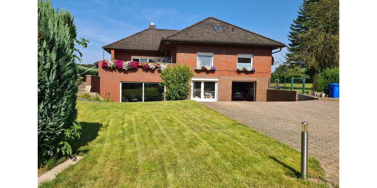 Einfamilienhaus Sülfeld - 10 Zimmer, 298 m&sup2;, 650.000&euro; | Angebot:26024238