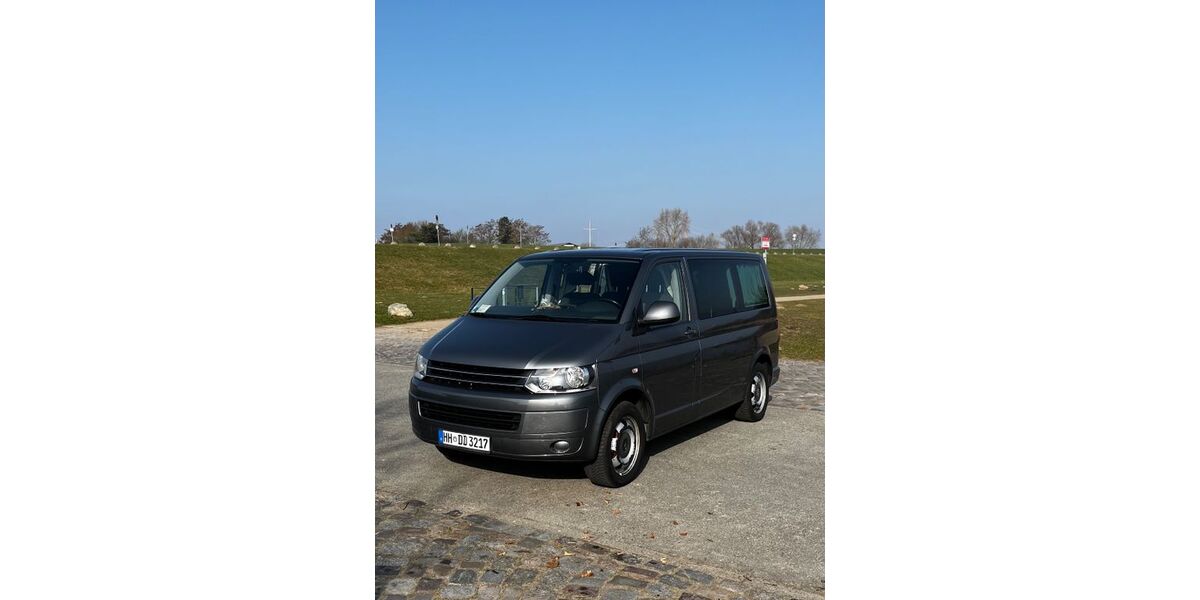 VW T5 Caravelle 176.592 km 24.900 &euro; Hamburg 21037