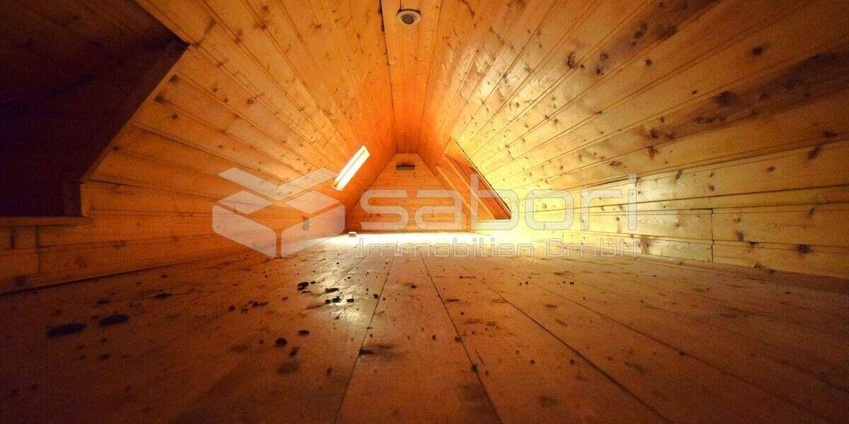 Doppelhaushälfte Hamburg Langenhorn - 6 Zimmer, 120 m&sup2;, 250.000&euro; | Angebot:25704560