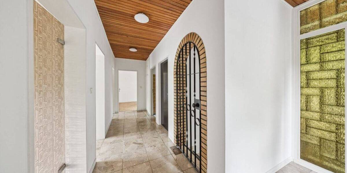 Mehrfamilienhaus, Wohnhaus Hamburg / Meiendorf Rahlstedt - 8 Zimmer, 220 m&sup2;, 780.000&euro; | Angebot:25667884