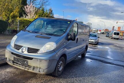 Renault Trafic 167.456 km 2.799 &euro; Hamburg 20539