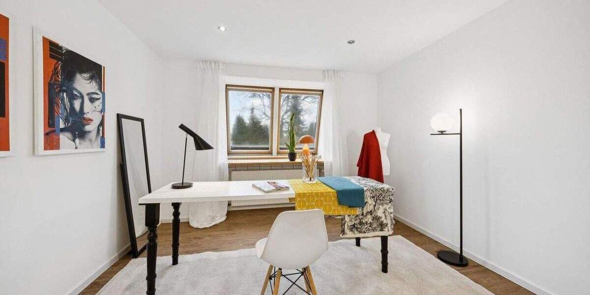 Doppelhaushälfte Pinneberg - 9 Zimmer, 200 m&sup2;, 574.000&euro; | Angebot:25712015