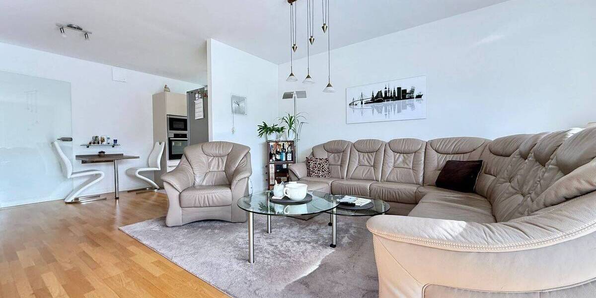 Etagenwohnung Hamburg Rahlstedt - 3 Zimmer, 99 m&sup2;, 570.000&euro; | Angebot:25692149