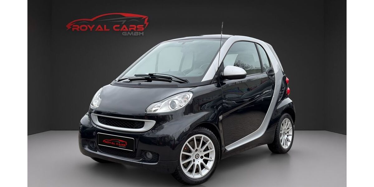 Smart ForTwo 94.590 km 5.690 &euro; Hamburg 22111