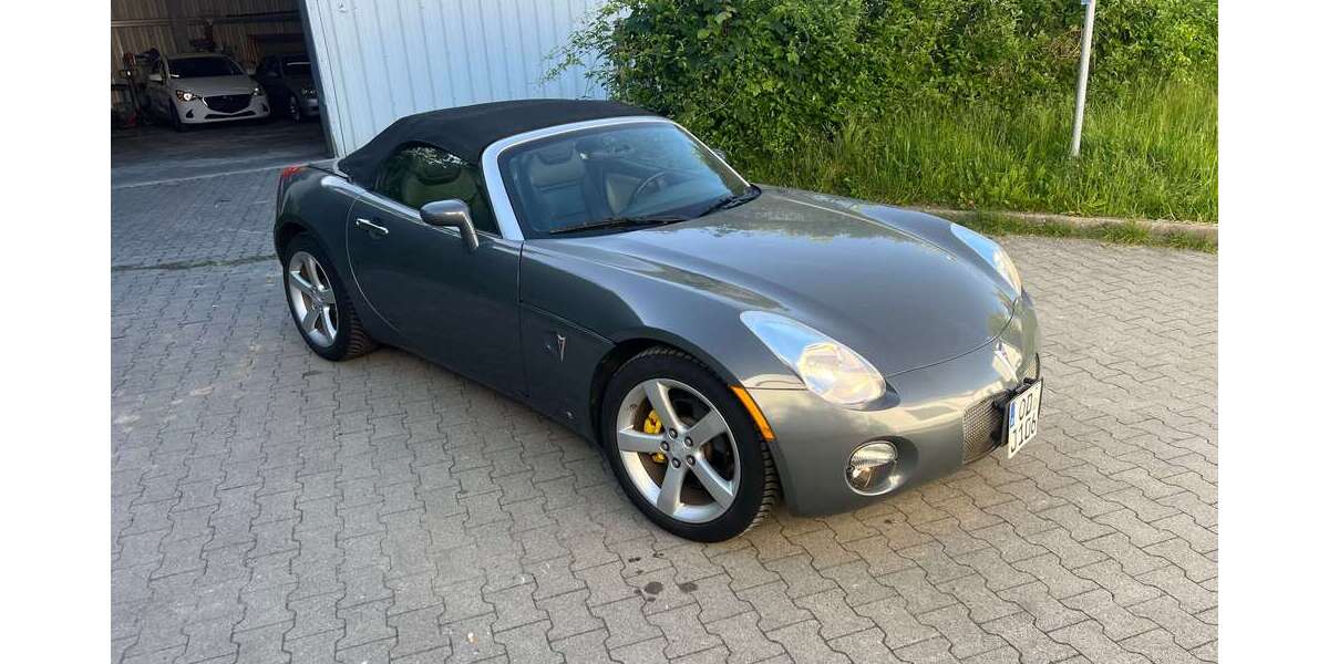 Pontiac Solstice 78.870 km 8.500 &euro; Hamburg 22525