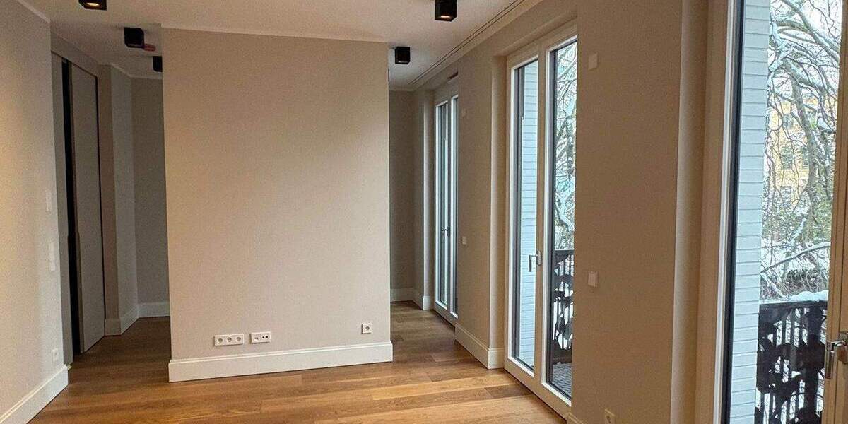 Etagenwohnung Hamburg Harvestehude - 2 Zimmer, 50 m&sup2;, 2.650&euro; | Angebot:25728007