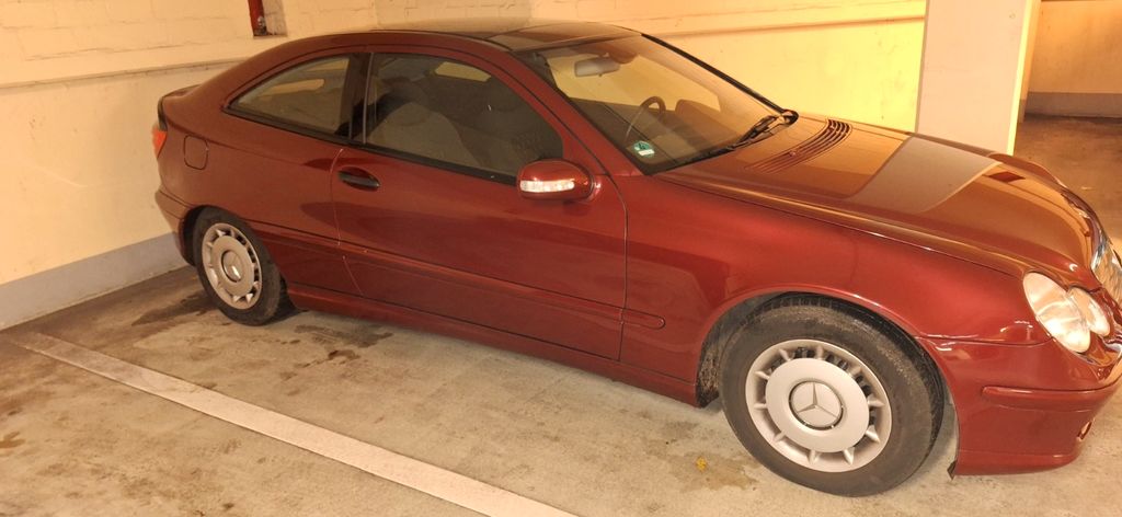 Mercedes-Benz CL 180 163.100 km 2.350 &euro; Hamburg 22359