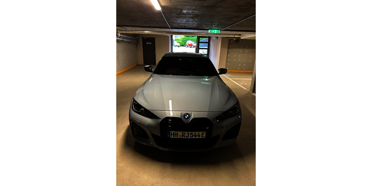 BMW i4 99.912 km 38.000 &euro; Hamburg 22309