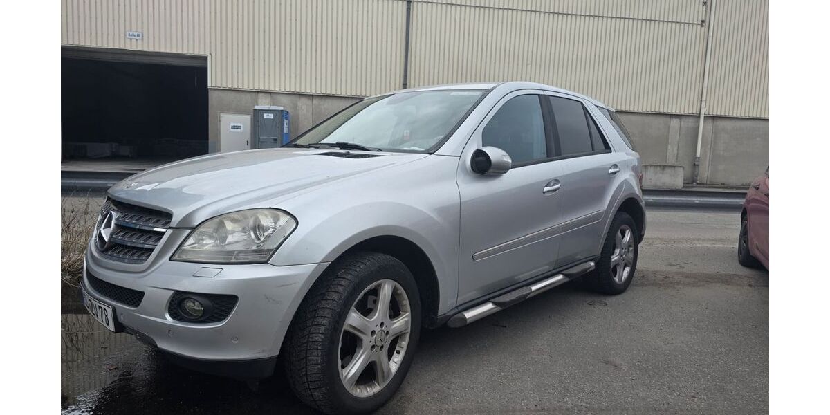 Mercedes-Benz ML 420 278.669 km 5.999 &euro; Reinbek 21465