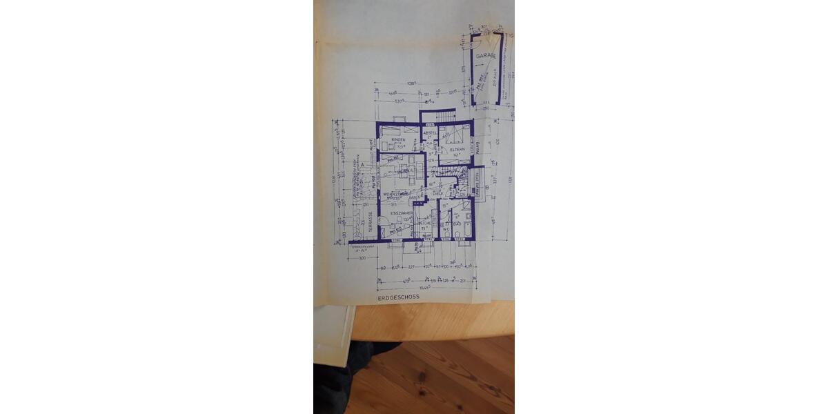 Einfamilienhaus Uetersen - 7 Zimmer, 180 m&sup2;, 490.000&euro; | Angebot:25809481