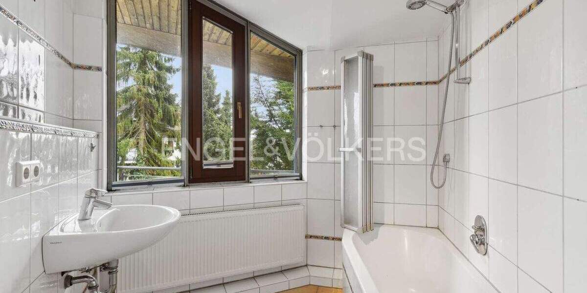 Mehrfamilienhaus, Wohnhaus Norderstedt Garstedt - 7 Zimmer, 287 m&sup2;, 829.000&euro; | Angebot:25701823