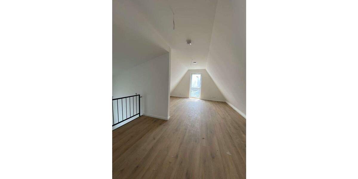 Doppelhaushälfte Hamburg Farmsen-Berne - 5 Zimmer, 136 m&sup2;, 849.000&euro; | Angebot:25748732