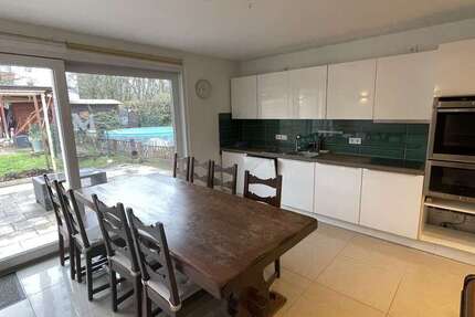 Haus Hamburg Wandsbek - 3.5 Zimmer, 105 m&sup2;, 1.650&euro; | Angebot:26802116