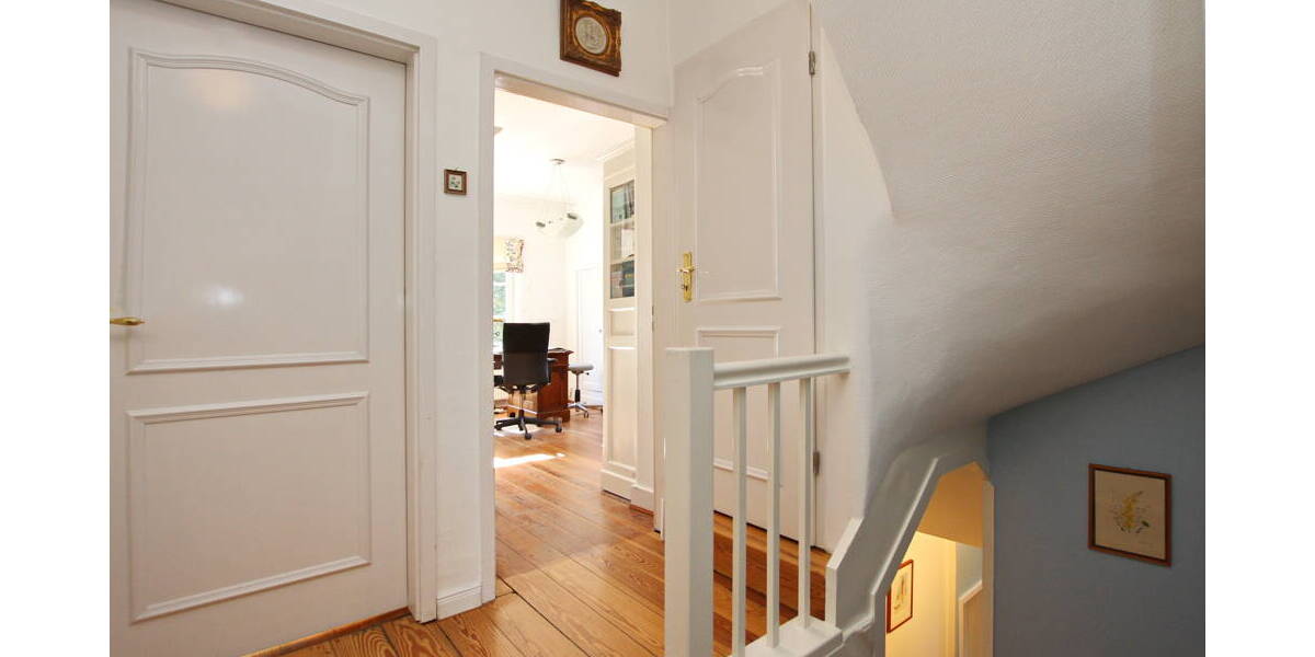 Einfamilienhaus Hamburg-Wohldorf-Ohlstedt Wohldorf-Ohlstedt - 6 Zimmer, 230 m&sup2;, 1.475.000&euro; | Angebot:26053315