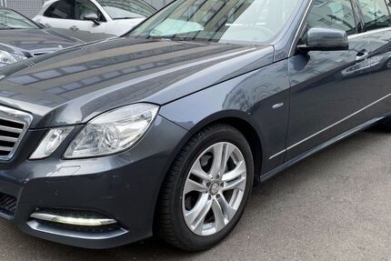 Mercedes-Benz E 200 109.800 km 13.490 &euro; Hamburg 20099