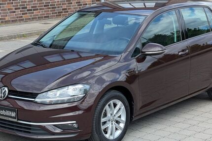 VW Golf 140.253 km 15.399 &euro; BARSBÜTTEL 22885