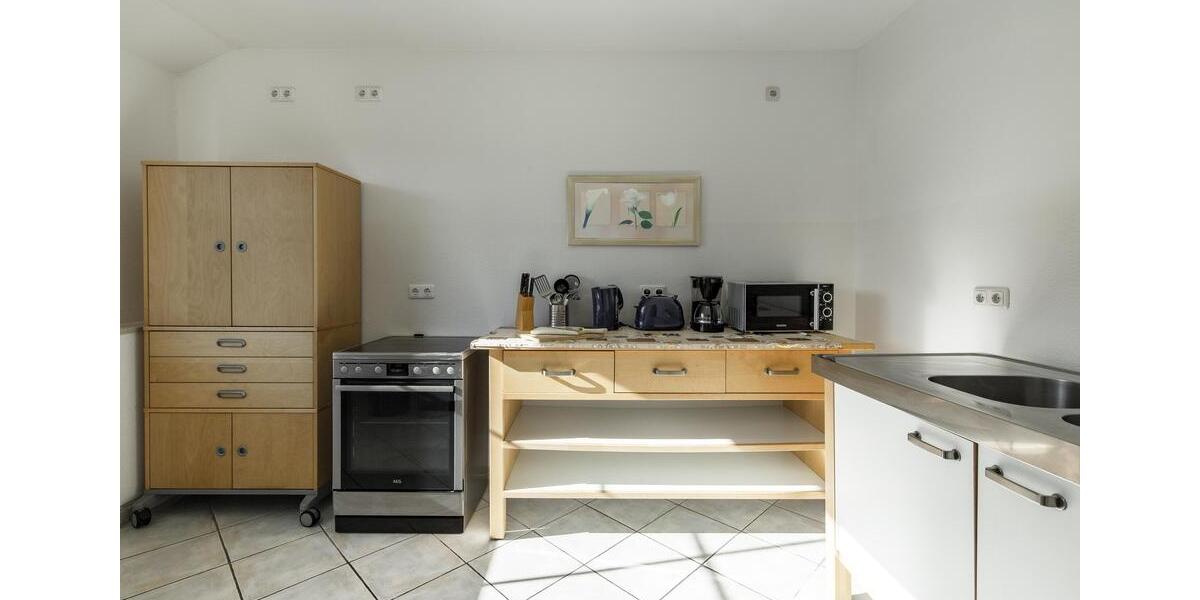 Etagenwohnung Norderstedt - 5 Zimmer, 146 m&sup2;, 2.200&euro; | Angebot:25792572