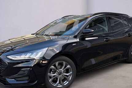 Ford Focus 46.745 km 18.770 &euro; Bargteheide 22941