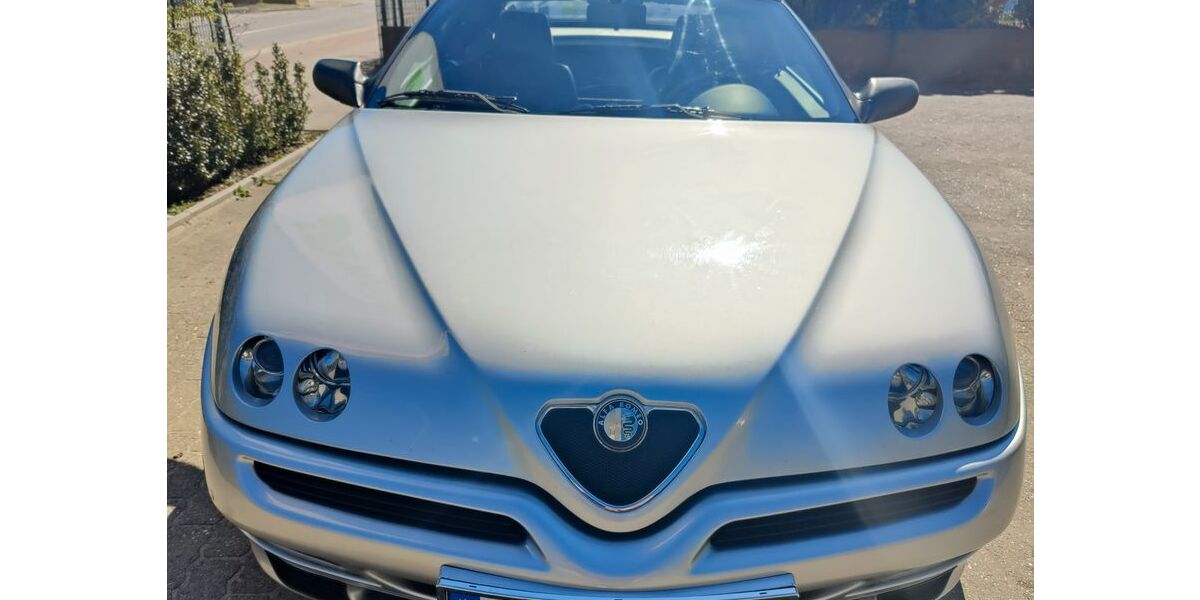 Alfa Romeo Spider 110.000 km 6.200 &euro; Hamburg 22455