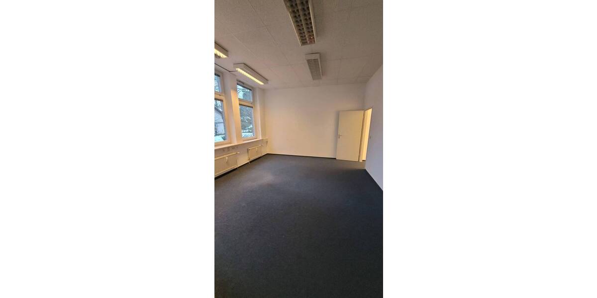 Gewerbeobjekt Hamburg Lokstedt - 1 Zimmer, 279 m&sup2;, 2.232&euro; | Angebot:25984498