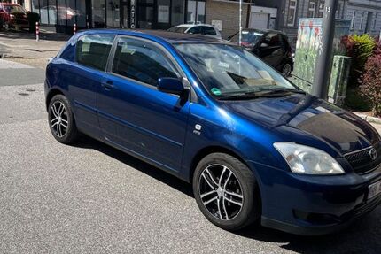 Toyota Corolla 215.158 km 2.500 &euro; Hamburg 21077