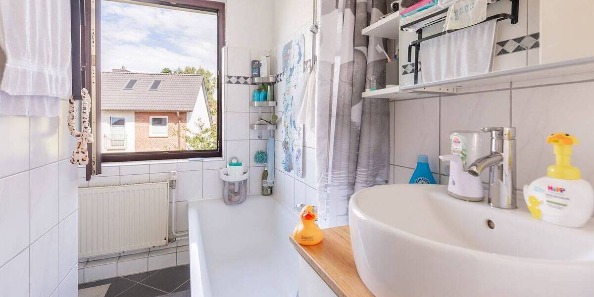 Reihenmittelhaus Norderstedt Garstedt - 3 Zimmer, 71 m&sup2;, 348.500&euro; | Angebot:25778830