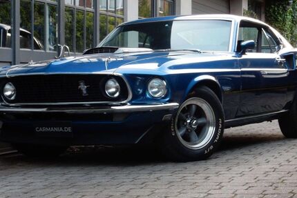 Ford Mustang 81.522 km 57.500 &euro; Hamburg 22179