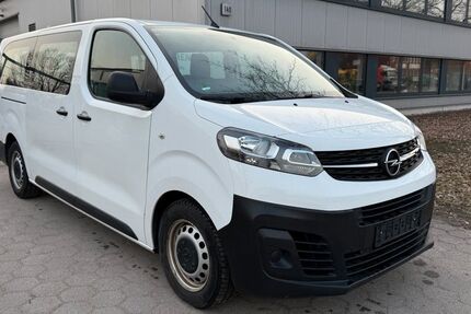 Opel Vivaro 99.900 km 18.790 &euro; Hamburg 20539