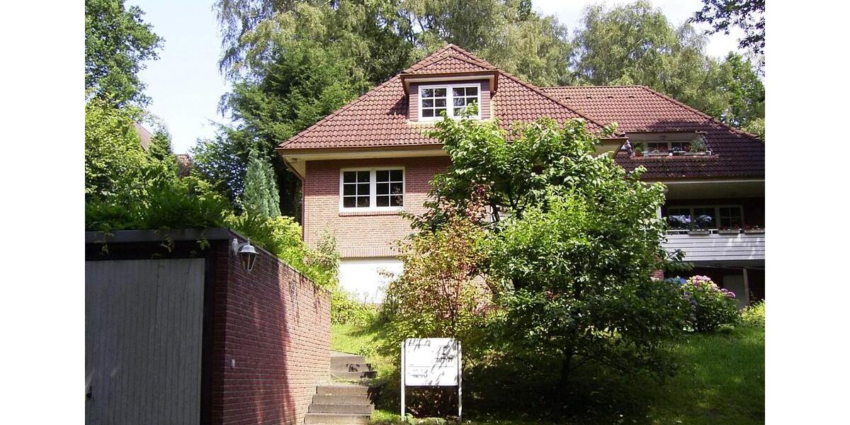 Etagenwohnung Hamburg Harburg - 4 Zimmer, 180 m&sup2;, 1.980&euro; | Angebot:23773026