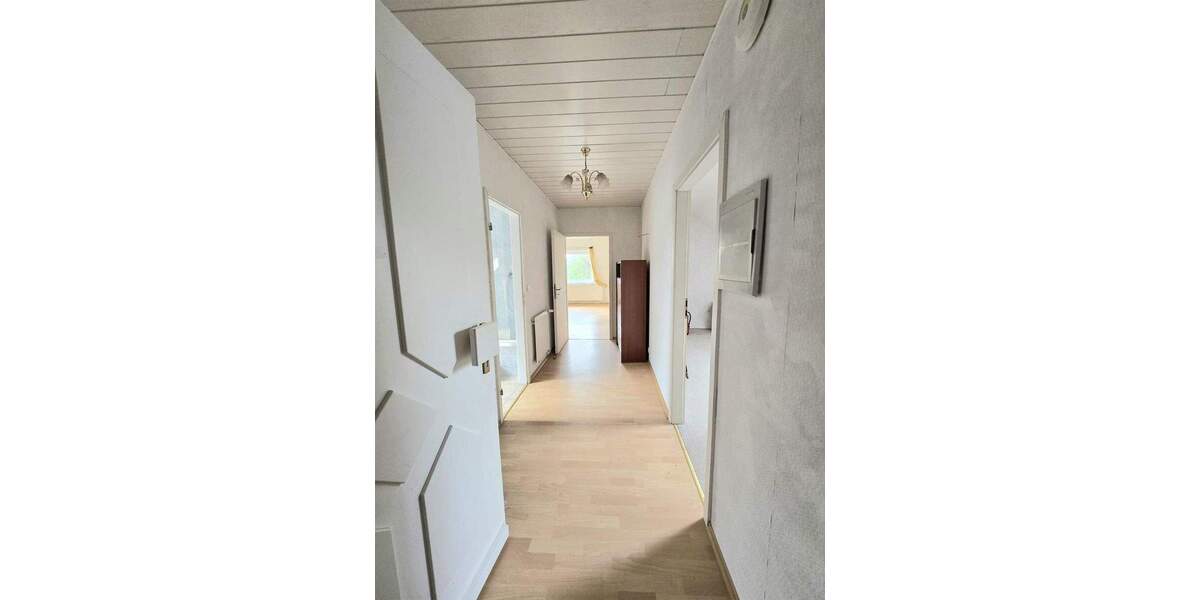 Etagenwohnung Nahe - 6 Zimmer, 145 m&sup2;, 299.000&euro; | Angebot:25682395