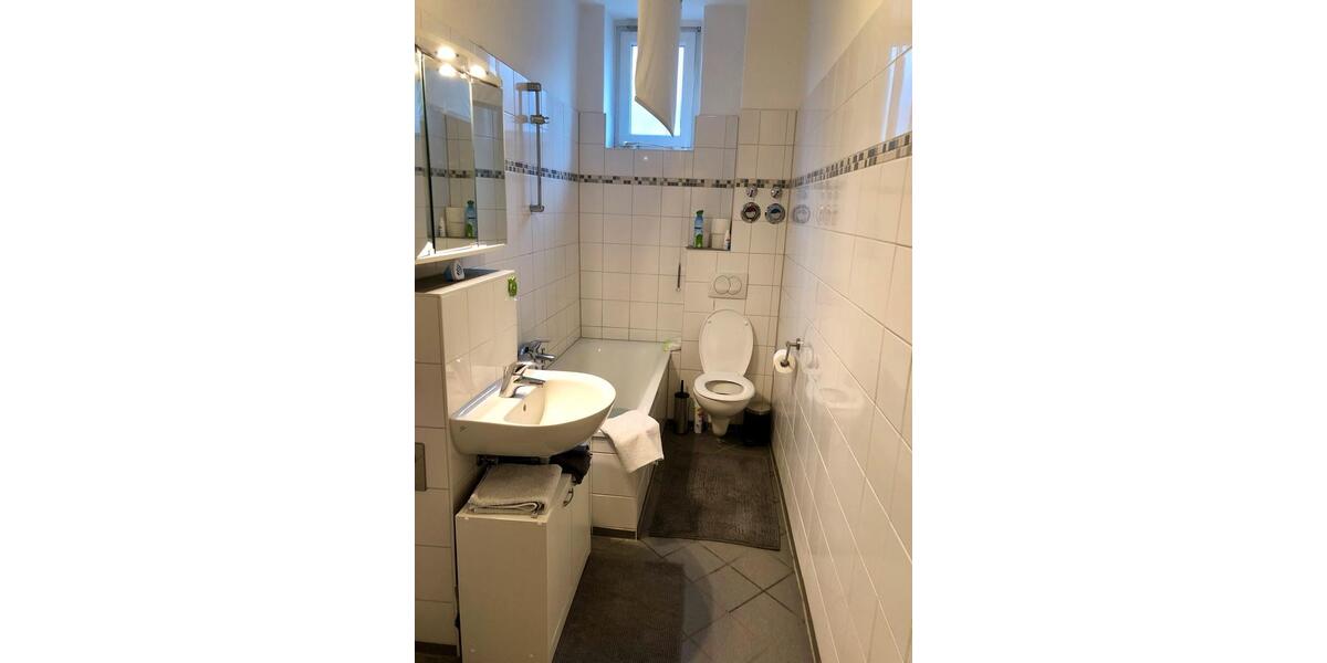 Etagenwohnung Hamburg Wandsbek - 2 Zimmer, 57 m&sup2;, 1.250&euro; | Angebot:25985498