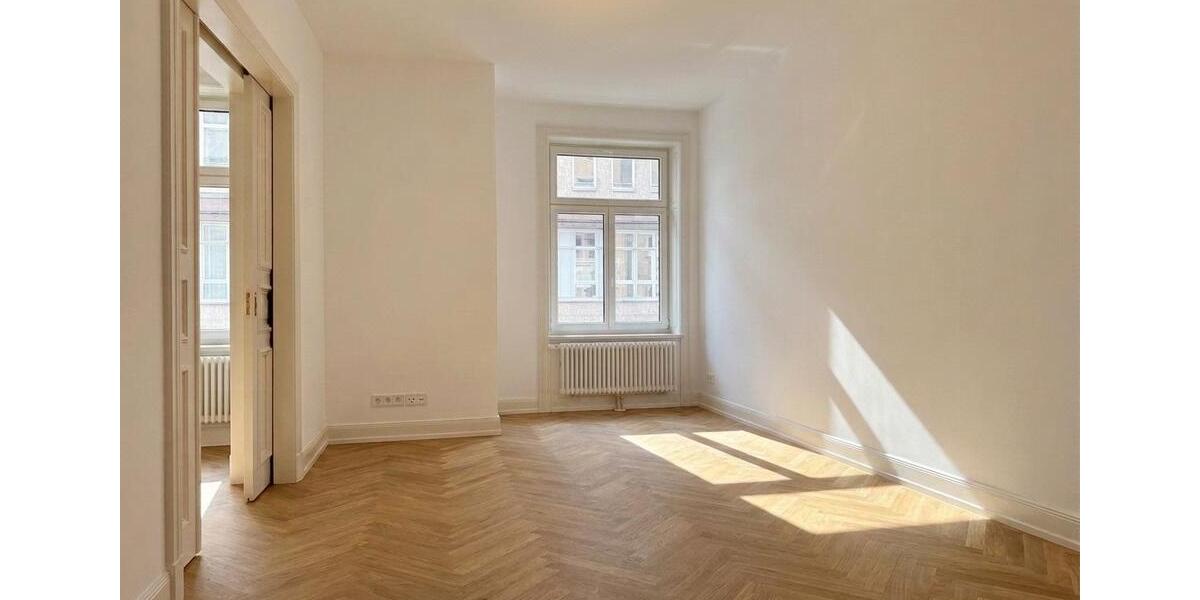 Etagenwohnung Hamburg Sternschanze - 3 Zimmer, 99 m&sup2;, 2.485&euro; | Angebot:26522194
