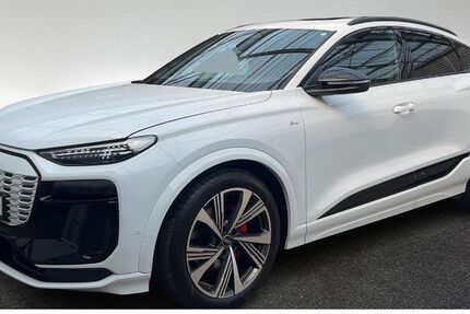 Audi Q6 e-tron 4.626 km 69.880 &euro; Hamburg 22529