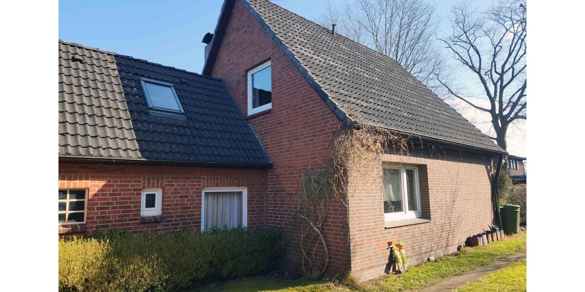 Einfamilienhaus Hamburg Wandsbek - 7 Zimmer, 180 m&sup2;, 650.000&euro; | Angebot:25868747