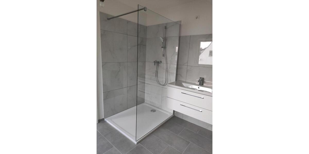 Dachgeschoßwohnung Hamburg Harburg - 3 Zimmer, 74 m&sup2;, 1.300&euro; | Angebot:25720376