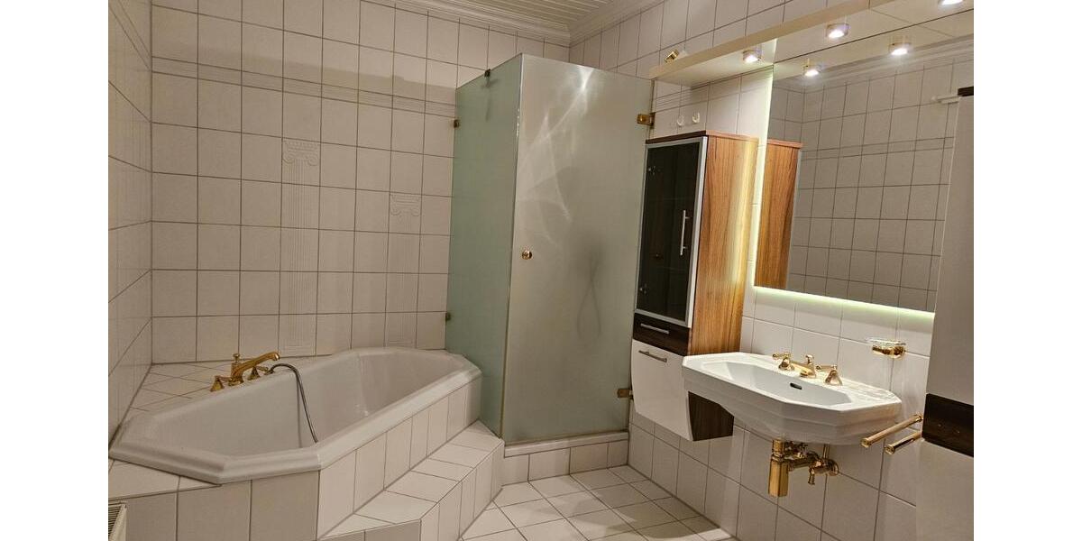 Einfamilienhaus Sülfeld - 10 Zimmer, 298 m&sup2;, 650.000&euro; | Angebot:26024238