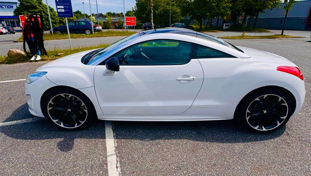 Peugeot RCZ 115.000 km 5.300 &euro; Sievershütten 24641