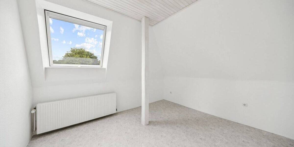 Mehrfamilienhaus, Wohnhaus Hamburg / Meiendorf Rahlstedt - 8 Zimmer, 220 m&sup2;, 780.000&euro; | Angebot:25667884