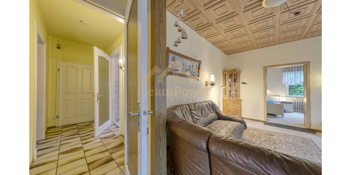 Rarität in Bestlage: Historischer Charme mit 2 Wohneinheiten, Wintergarten und sonnigem Grundstück - Zweifamilienhaus Hamburg Wandsbek | Angebot:25365900