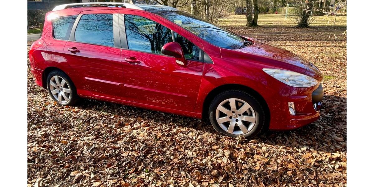 Peugeot 308 93.300 km 4.900 &euro; Hamburg 22175