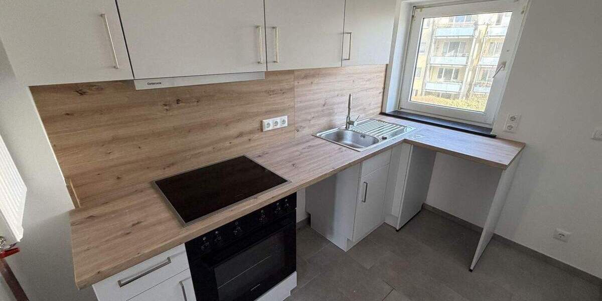 Etagenwohnung Uetersen - 4 Zimmer, 85 m&sup2;, 980&euro; | Angebot:25862067