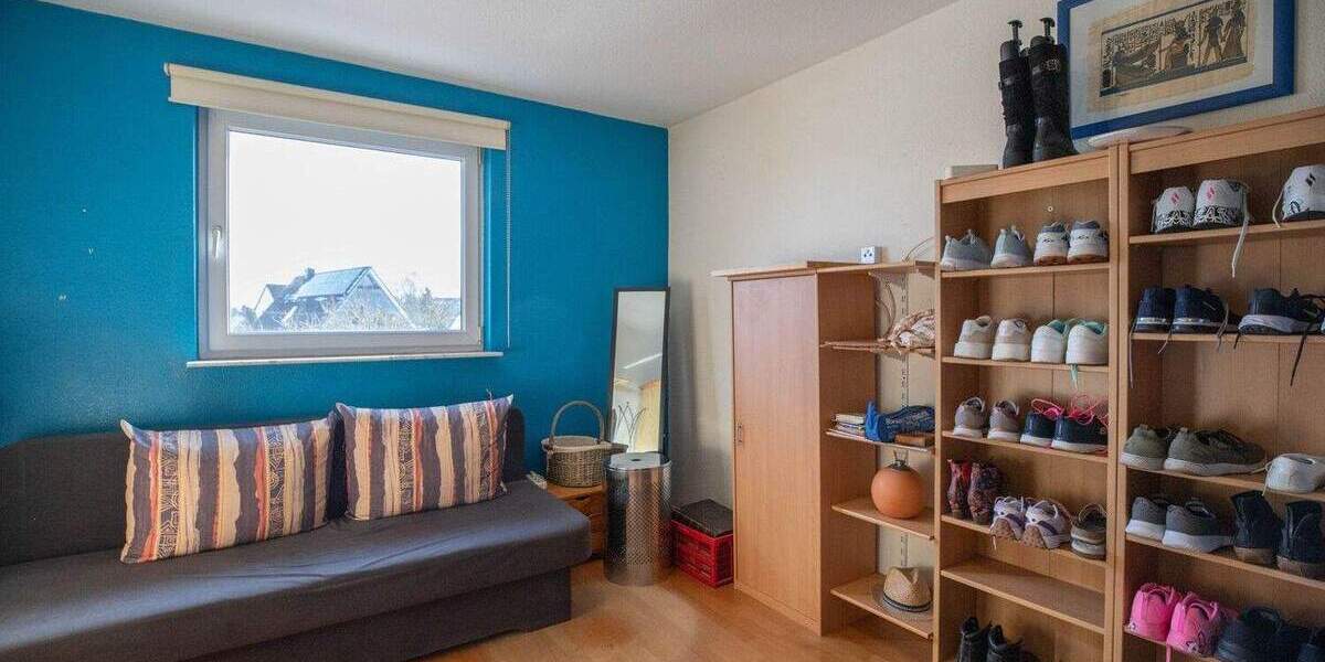 Reihenmittelhaus Uetersen - 5 Zimmer, 121 m&sup2;, 299.000&euro; | Angebot:25663037