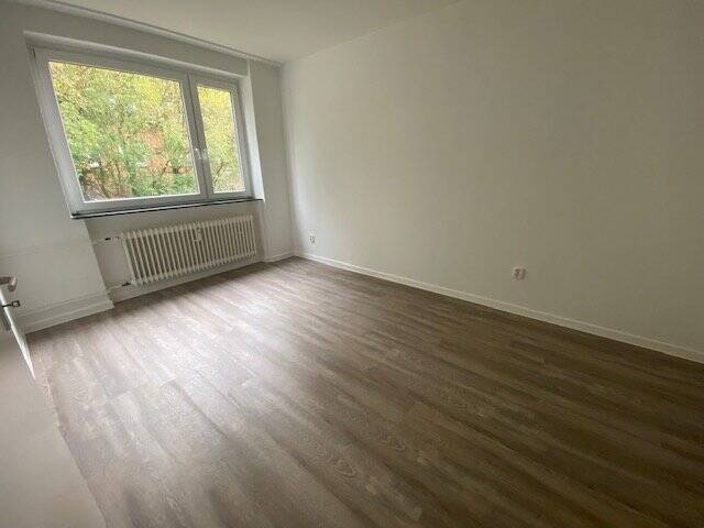 Etagenwohnung Hamburg Billstedt - 2 Zimmer, 65 m&sup2;, 880&euro; | Angebot:25743464