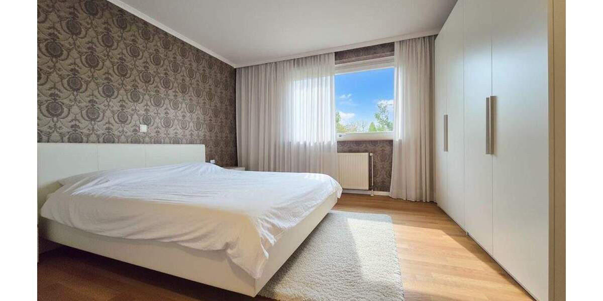 Einfamilienhaus Norderstedt Harksheide - 9 Zimmer, 260 m&sup2;, 1.325.000&euro; | Angebot:25799017