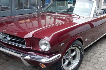 Ford Mustang 33.033 km 42.800 &euro; Hamburg 22179