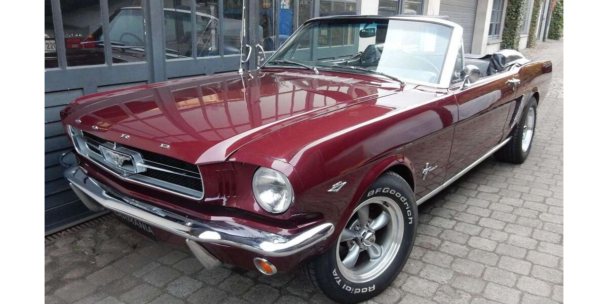 Ford Mustang 33.033 km 42.800 &euro; Hamburg 22179